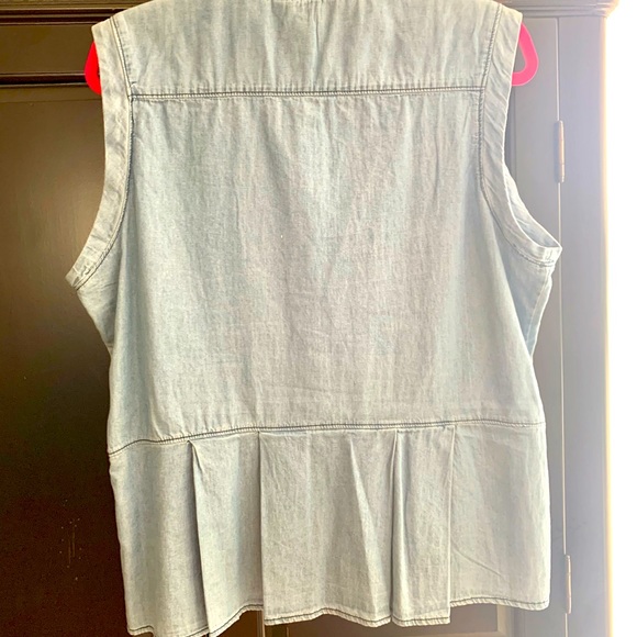 Top - Picture 3 of 3